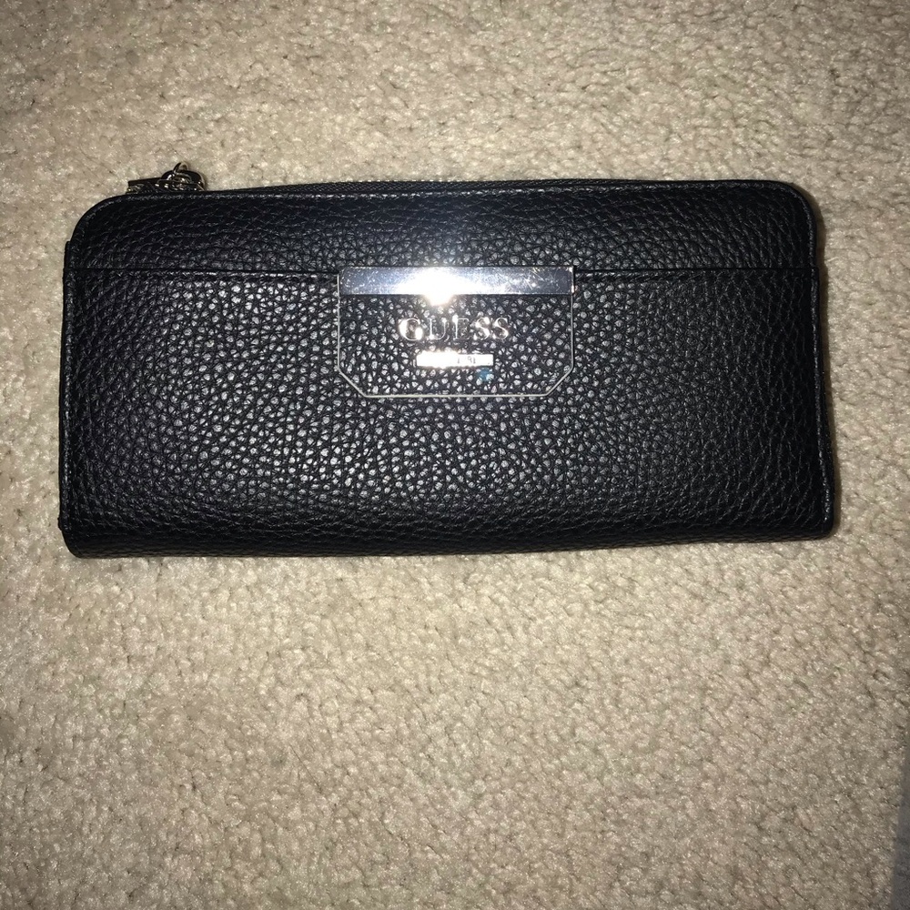 Guess wallet